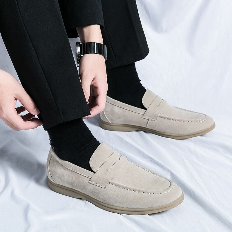 Elegante Slip-on Herrenschuhe mit spitzer Kappe