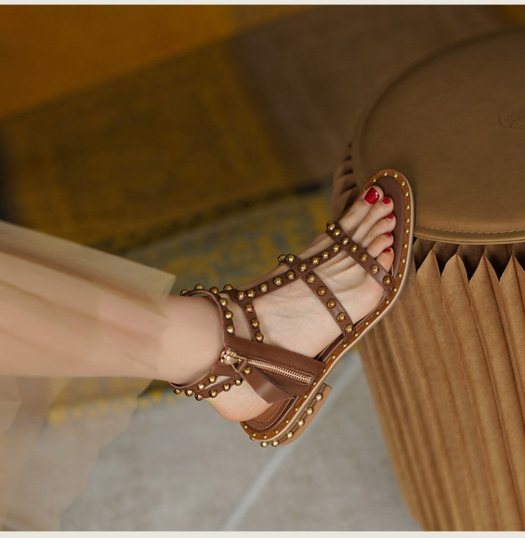 Römer Sandalen mit Nieten – Bild 10 | LuxeStyle