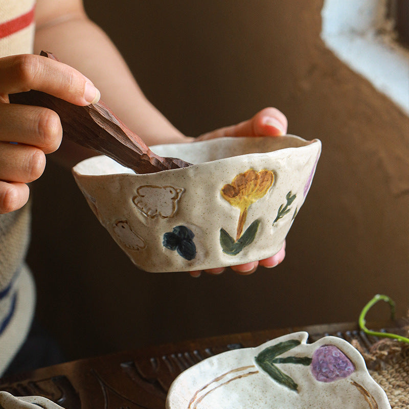 Bunter handbemalter Teller mit Blumenmuster – Bild 5 | LuxeStyle