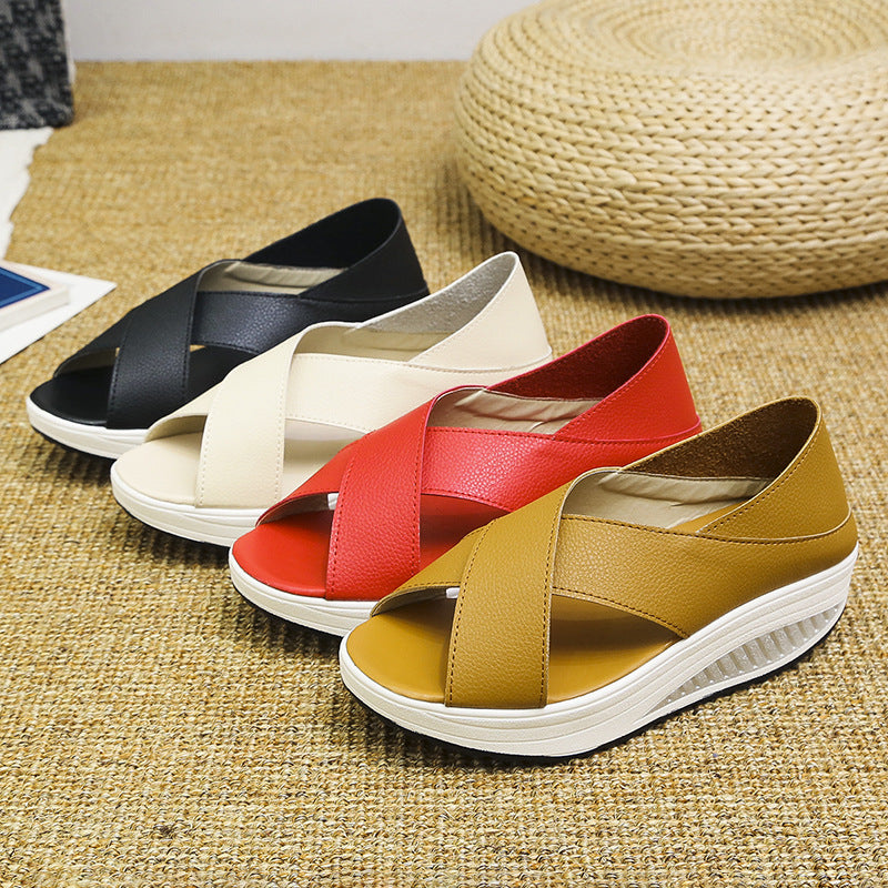 Atmungsaktive Casual Sandalen mit Fischmund‑Design – Bild 5 | LuxeStyle