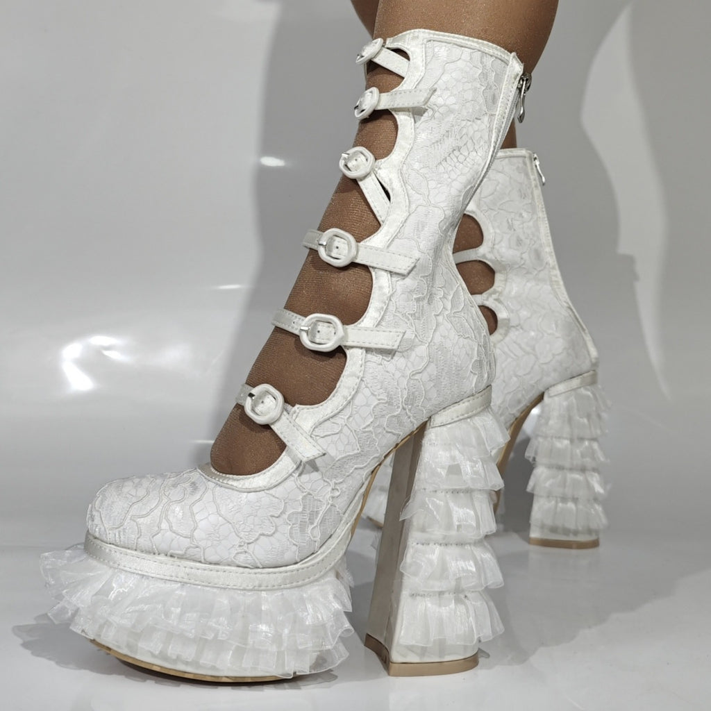 Overknee-Stiefel mit Chunky-Heel und Plateau