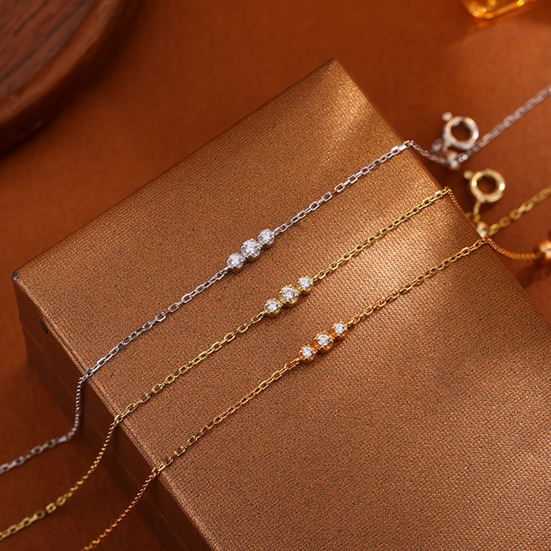 Armband mit drei Diamanten und Wassertropfen – Bild 2 | LuxeStyle