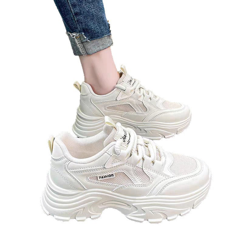 Atmungsaktive Mesh Sportschuhe mit Plateau
