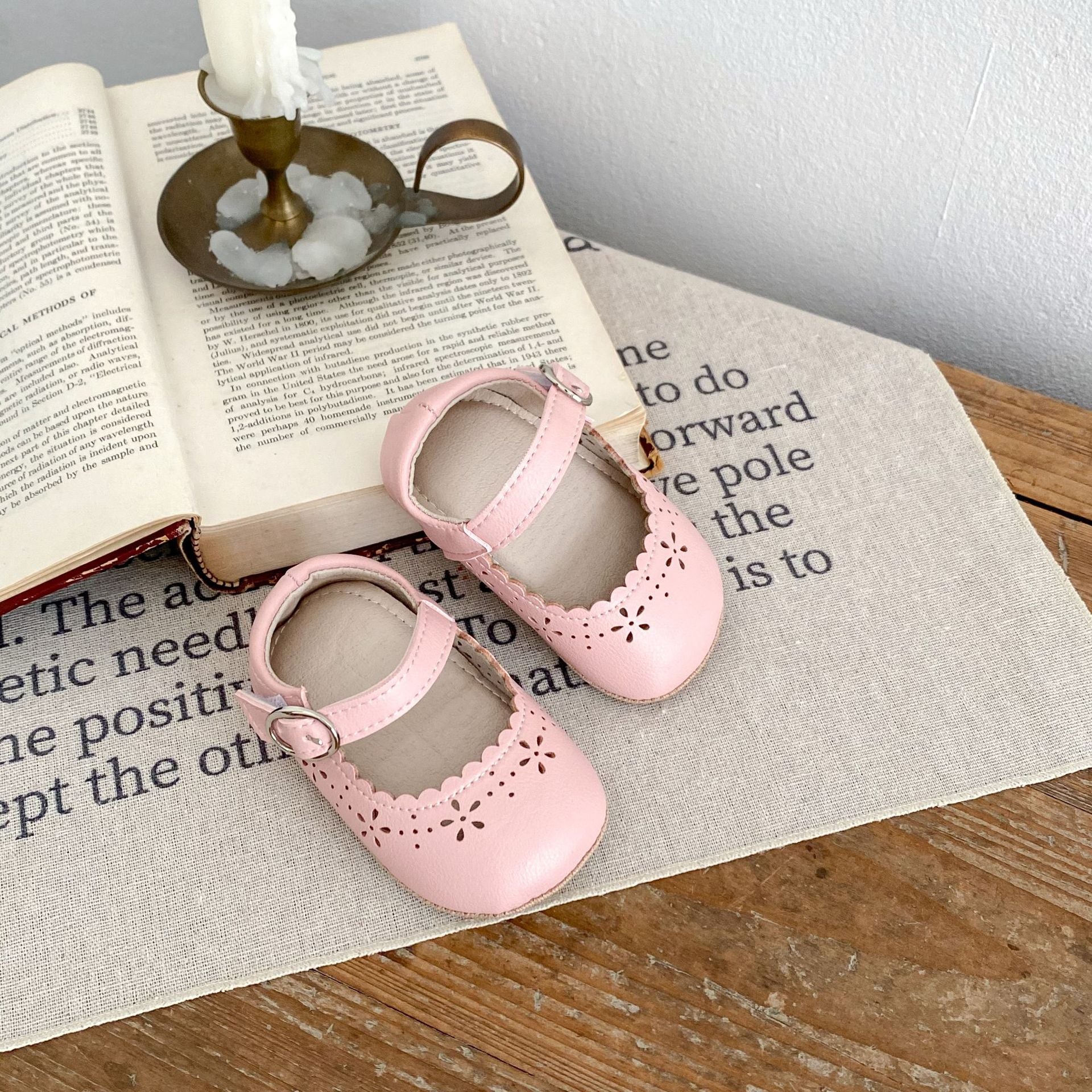 Weiche, atmungsaktive Kinderschuhe