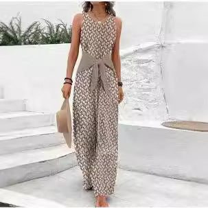 Eleganter bedruckter Jumpsuit mit Schnürung