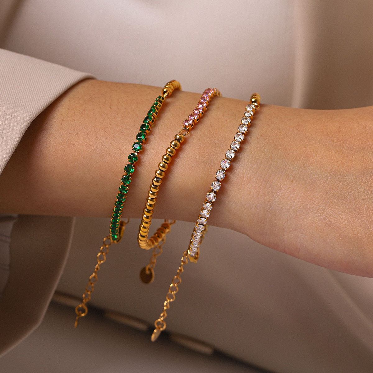 Edelstahl-Armband mit Gold-Lackierung – Bild 6 | LuxeStyle