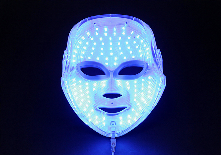 LED-Maske für Hautverjüngung
