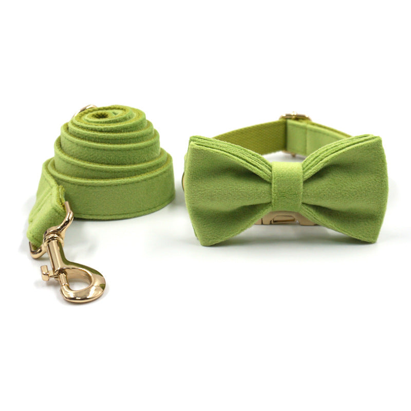 Halsband und Leine Set Matcha Grün Samt – Bild 4 | LuxeStyle
