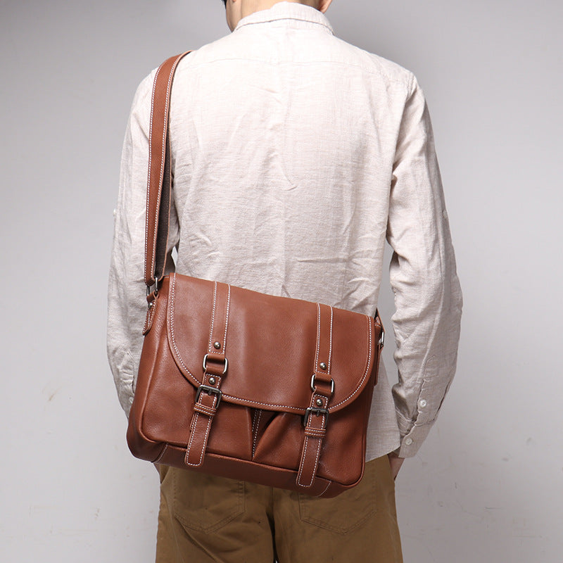 Schultertasche aus Vollnarbenleder