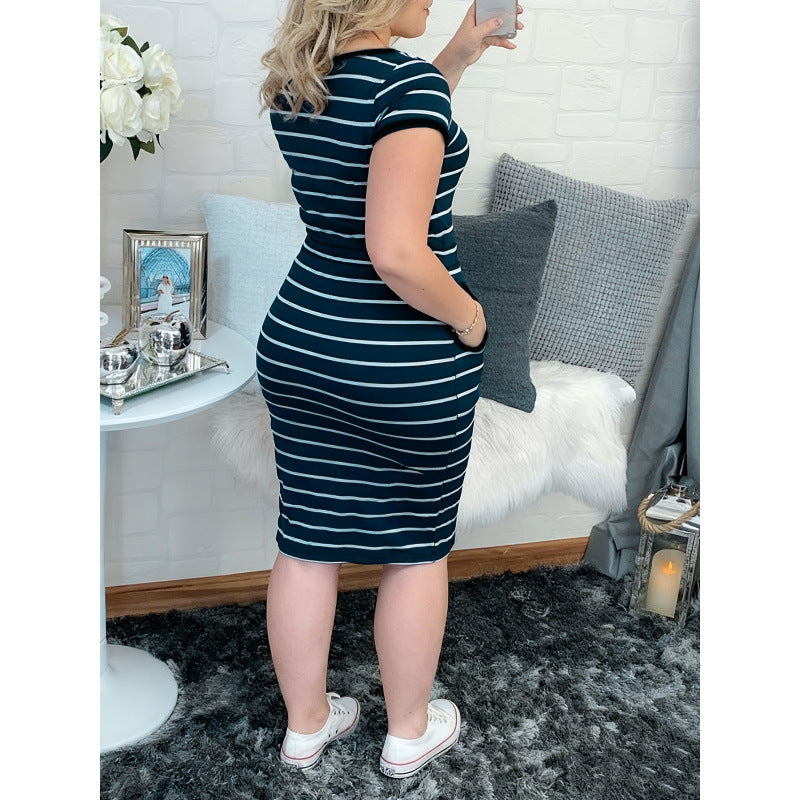 Gestreiftes Etuikleid mit Kordelzug – Bild 8 | LuxeStyle