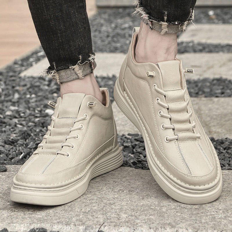 Höhenverstärkende Sneaker