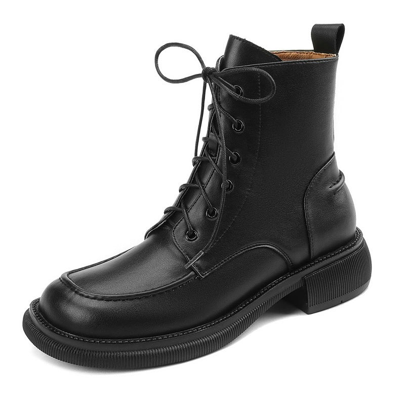 Martin Boots aus Leder mit Schnürung