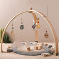 Dreieckiger Baby-Fitness-Rahmen aus Holz | LuxeStyle