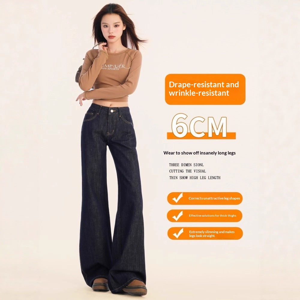 Dunkelblaue Flared Jeans