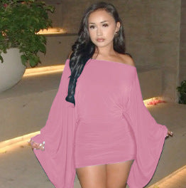 Off-Shoulder Bodycon Minikleid mit Fledermausärmeln