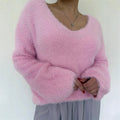 V-Neck Strickpullover aus Faux-Mink Samt
