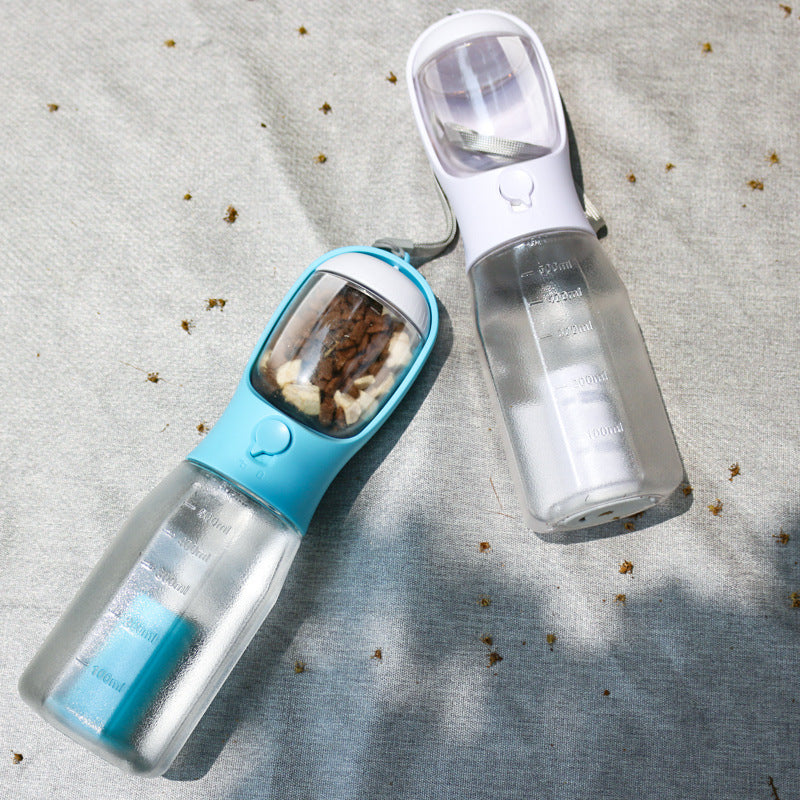 3-in-1 Trinkflasche für Haustiere mit Futter & Kotbeutel