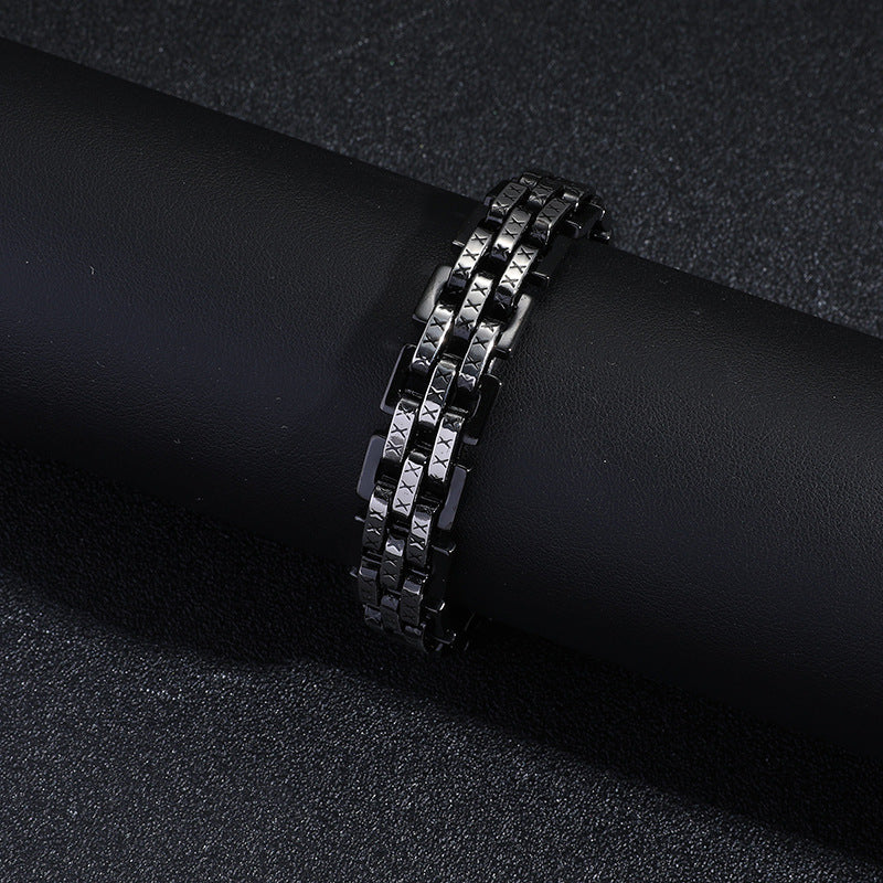 Armband im Uhrenarmband-Design – Bild 5 | LuxeStyle