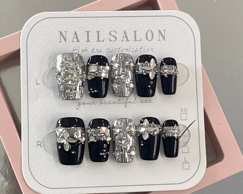 Press On Nails T076 – Schwarz-Weiss 3D – Ansicht 2