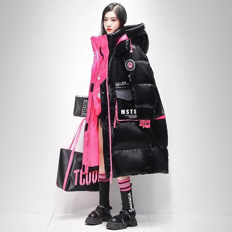 Extra dicke Daunenjacke im Patchwork-Stil