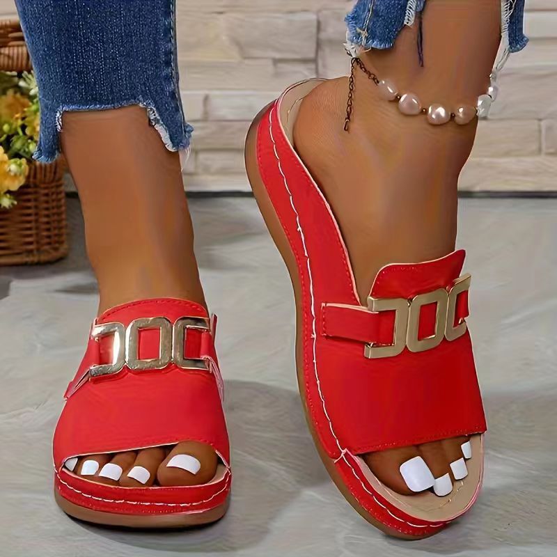 Minimalistische Peep-Toe Sandalen mit Metallschnalle
