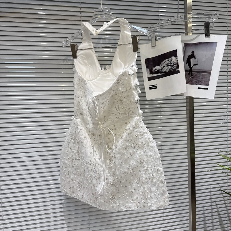 A-Linien-Blumenkleid in Weiss – Bild 3 | LuxeStyle