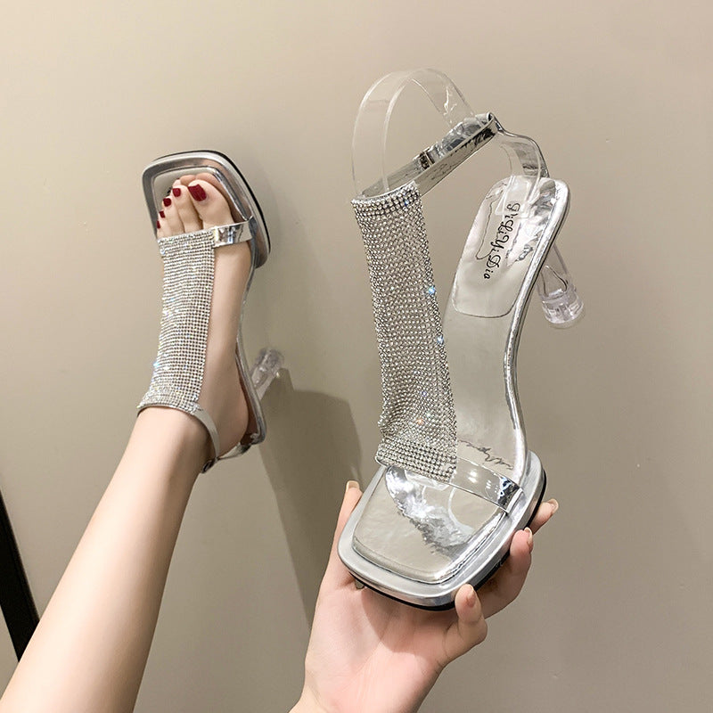 Sommerliche Slip-on Sandalen – Bild 3 | LuxeStyle