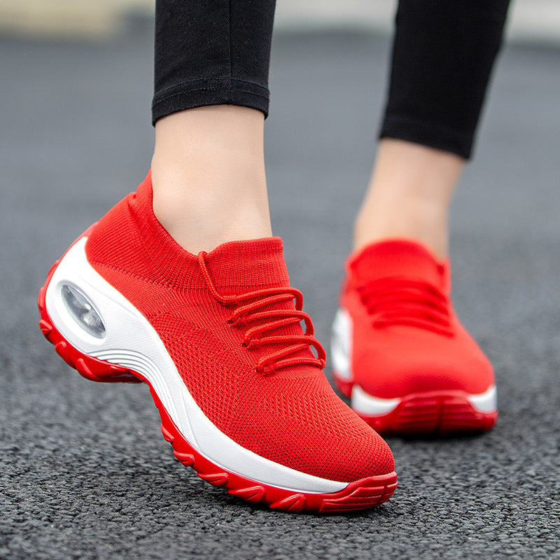 Sportliche Strick-Socken-Schuhe mit Plateau