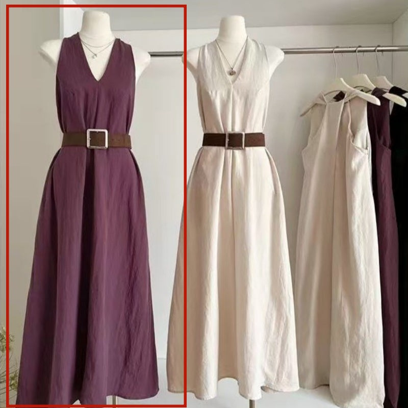 Sommerliches Neckholder-Kleid mit V-Ausschnitt – Bild 2 | LuxeStyle