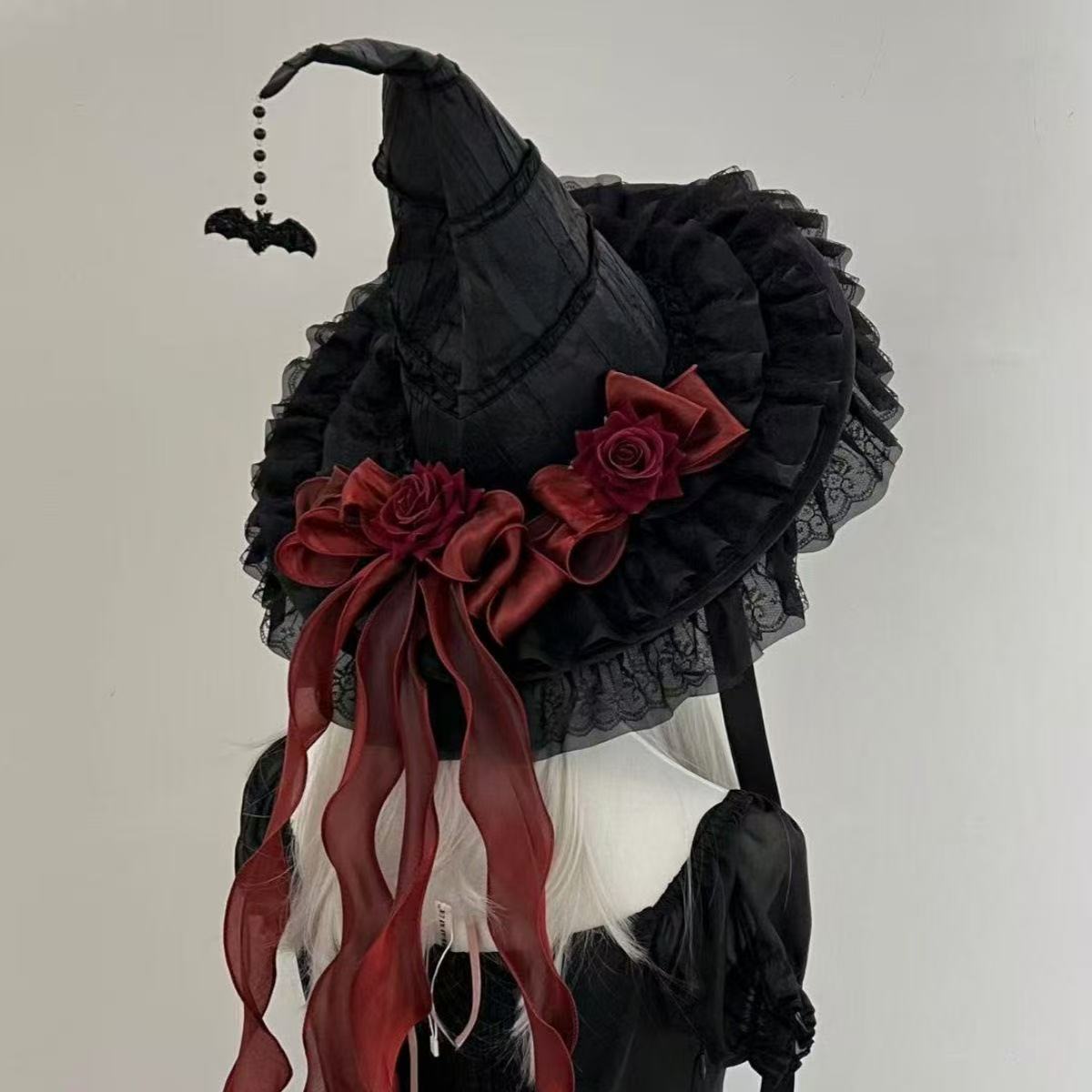 Lolita-Stirnband mit Hexenhut und Rosen