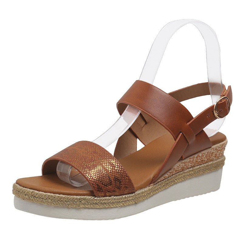 Keilabsatz-Sandalen mit breitem Riemen – Bild 2 | LuxeStyle
