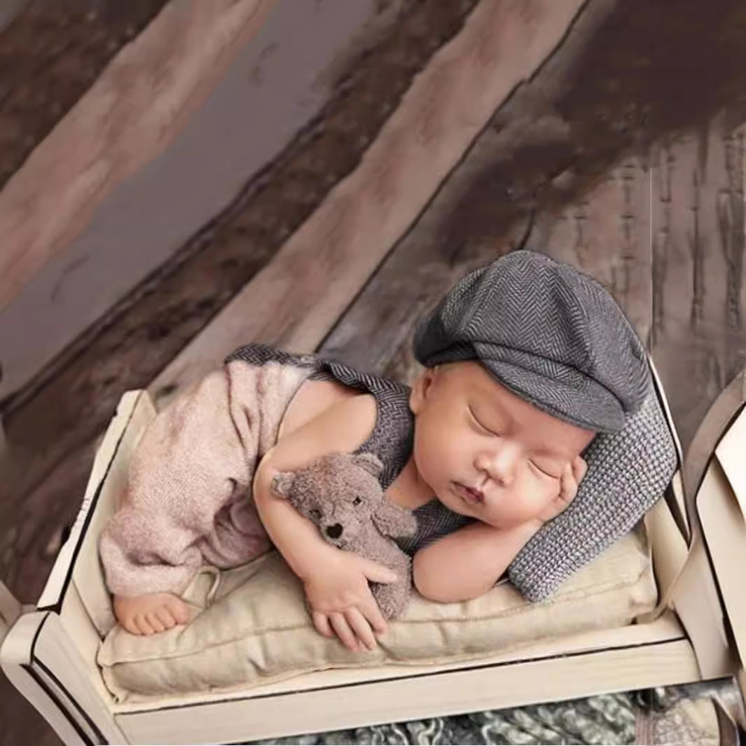 Neugeborenen Foto-Set mit Mütze und Overall | LuxeStyle