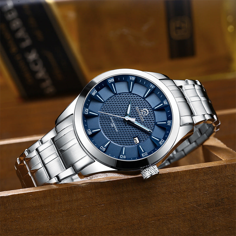 Business-Armbanduhr mit Kalender