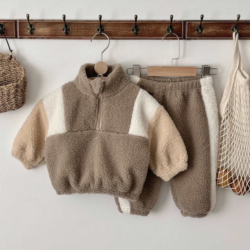 Baby Lammwolle Zweiteiler mit Stehkragen – Bild 2 | LuxeStyle