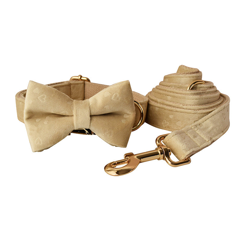 Nude Love Samt-Hundehalsband mit Fliege – Bild 4 | LuxeStyle