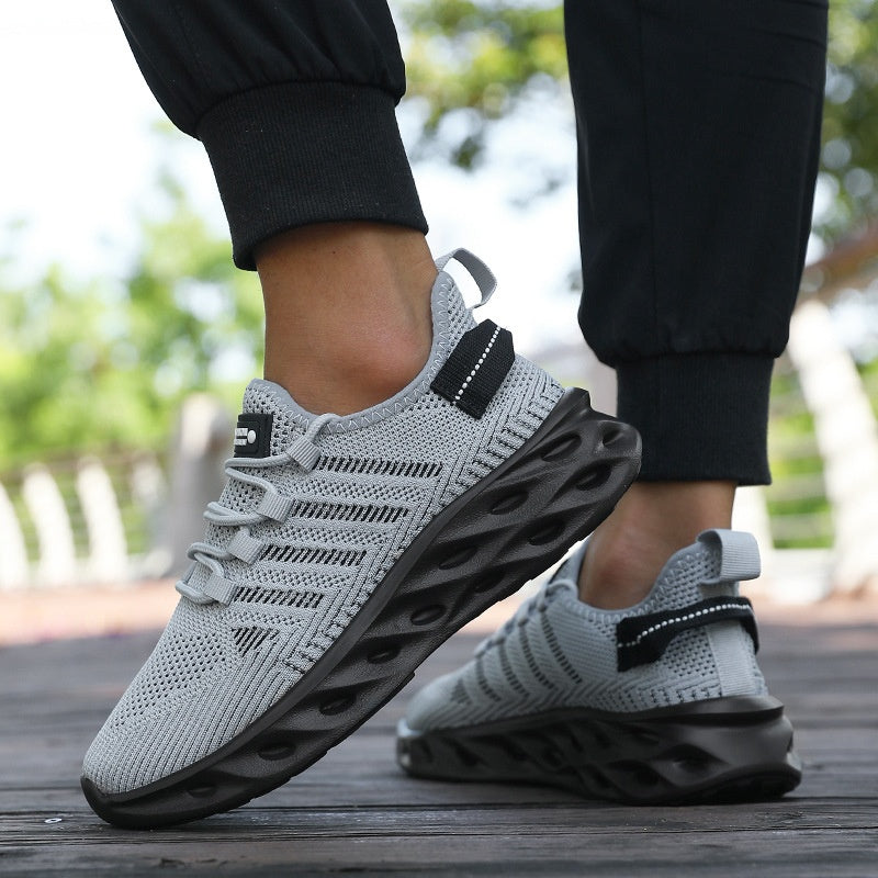 Leichte, atmungsaktive Sportschuhe für Herren – Bild 8 | LuxeStyle