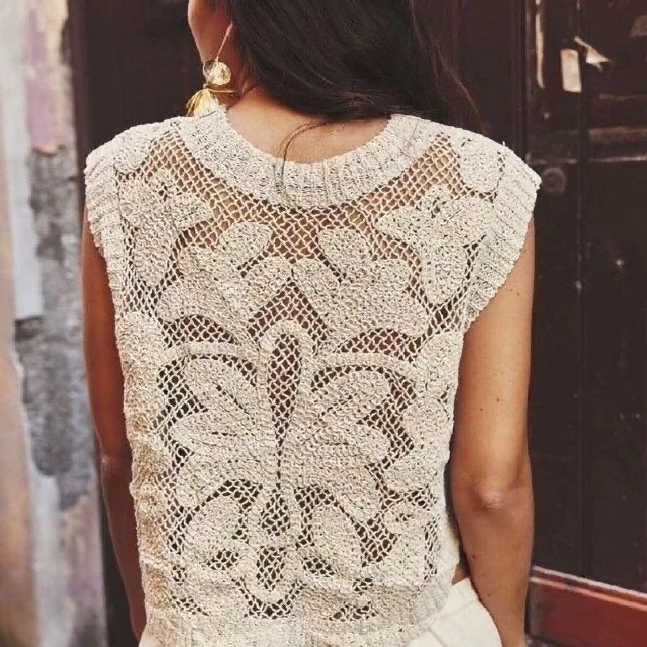 Strick-Weste mit Lochmuster