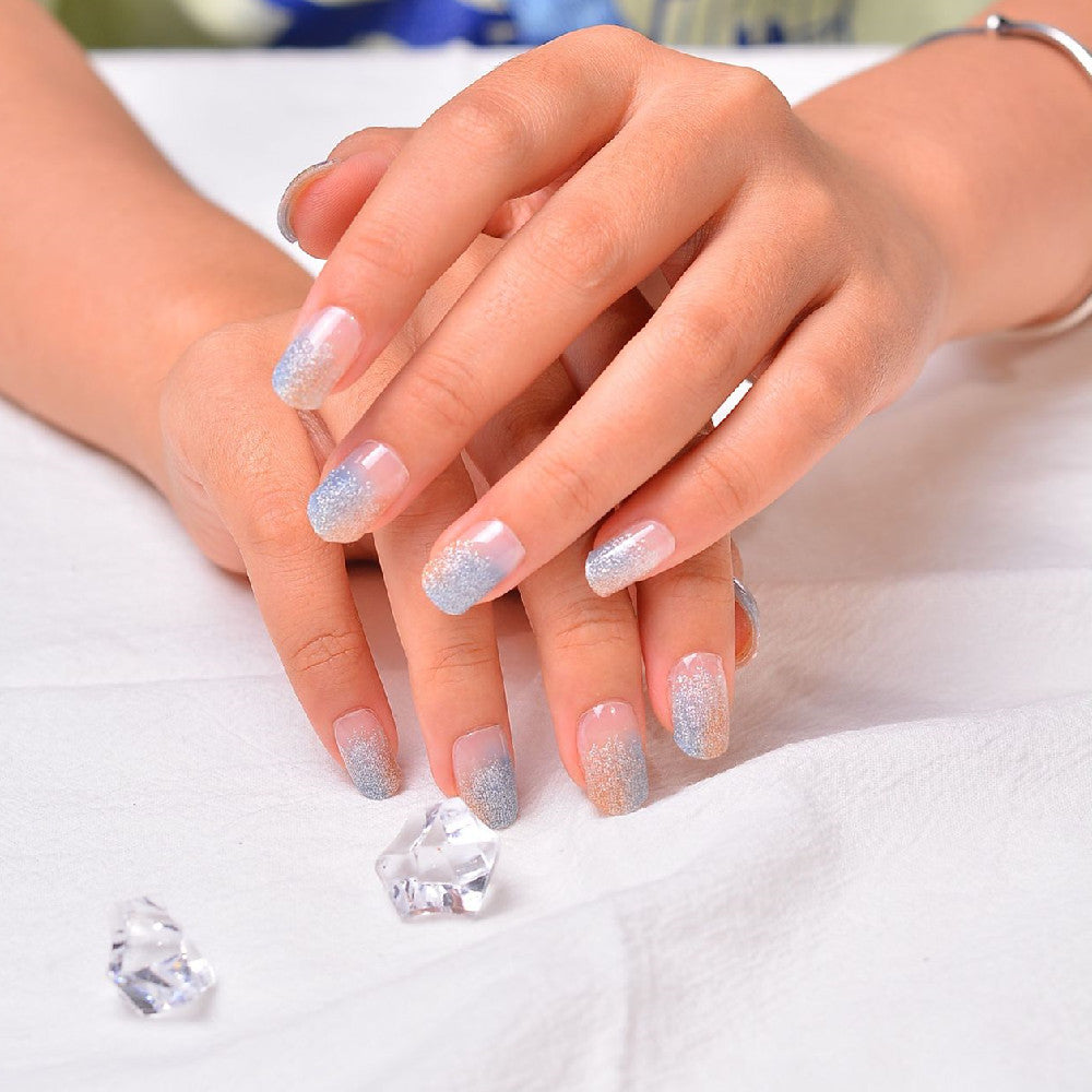 Wasserdichte 3D-Nagelsticker Goldprägung – Bild 5 | LuxeStyle