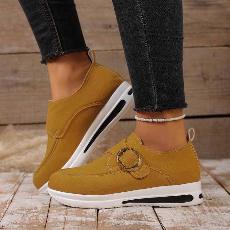 Schnürschuhe mit klobigem Absatz