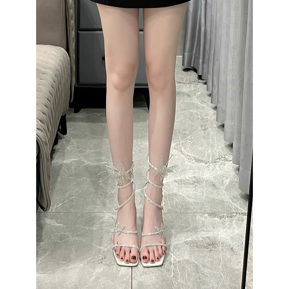 Sandalen mit Strass-Schleife & Blockabsatz – Bild 4 | LuxeStyle