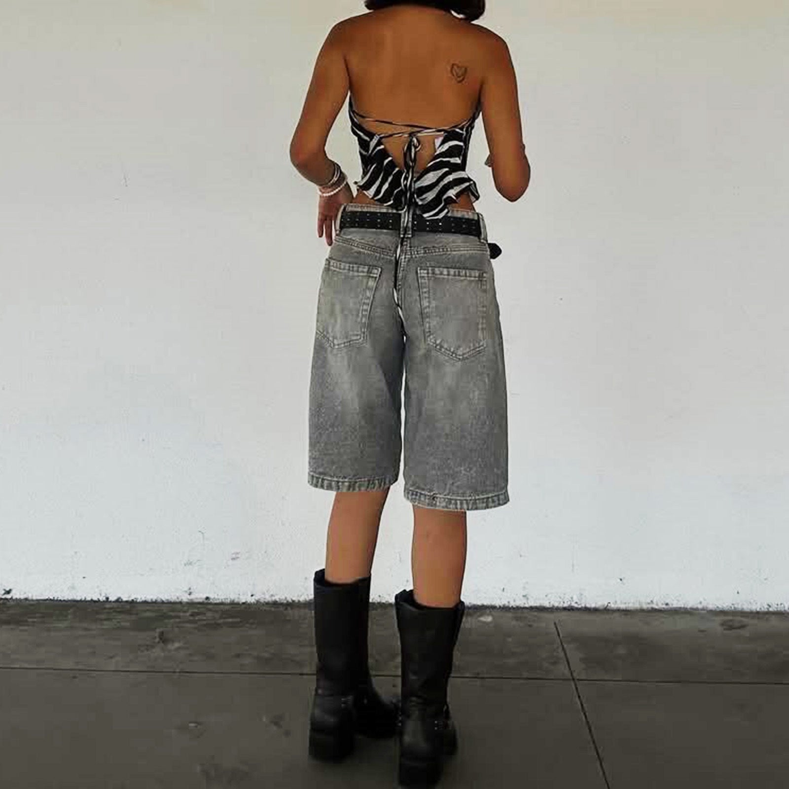 Loose-Fit High-Waist Denim Capris