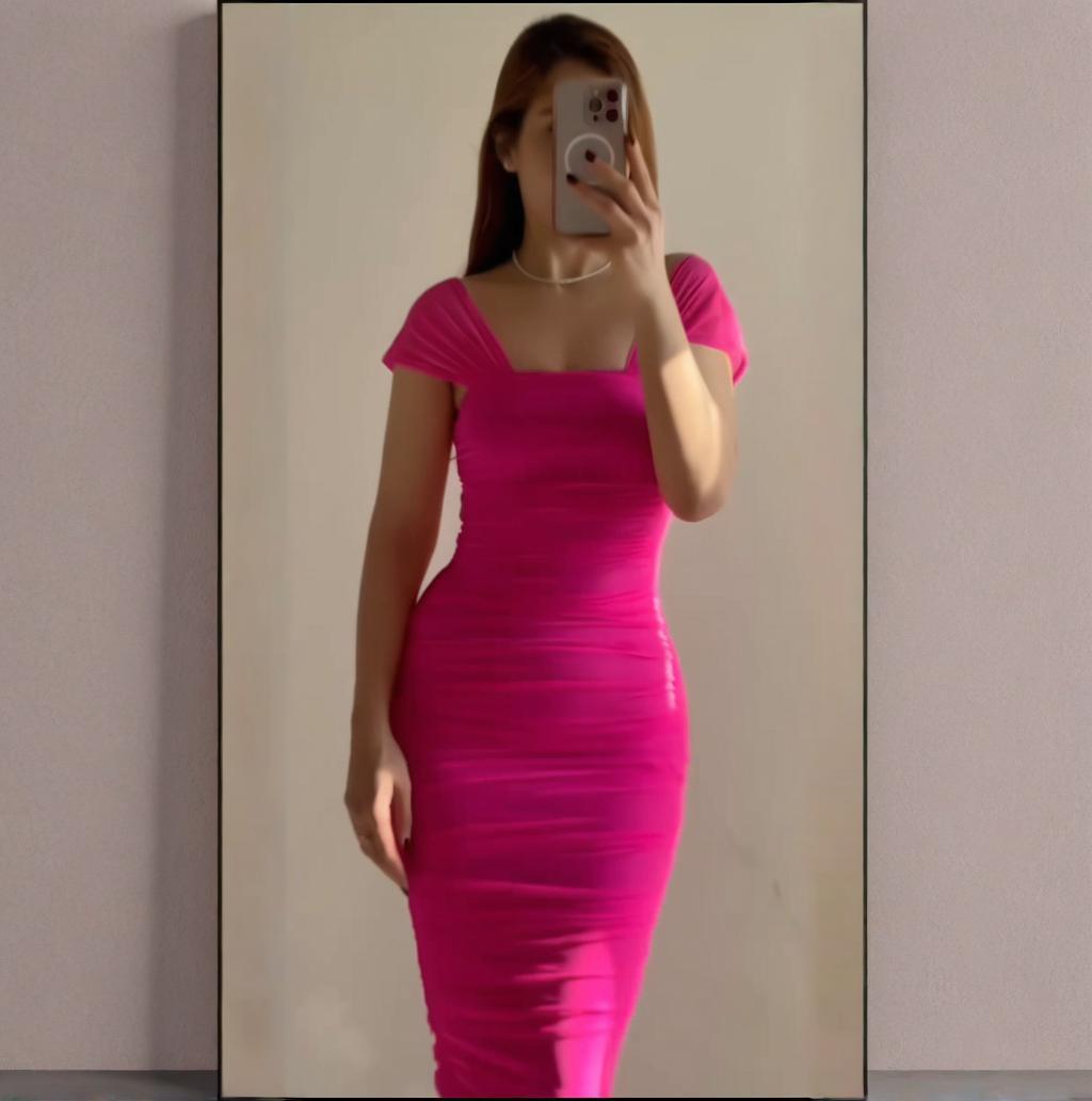 Elegantes, tailliertes Bodycon-Kleid mit Falten