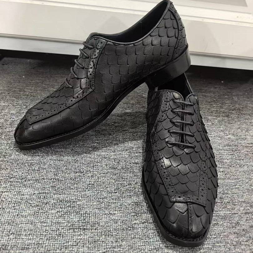 Business-Lederschuhe im Drachenschuppen-Muster
