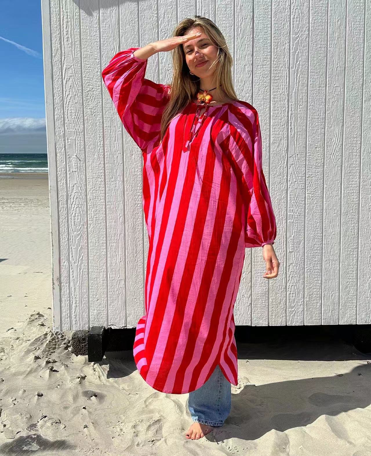 Langes Streifen-Kleid