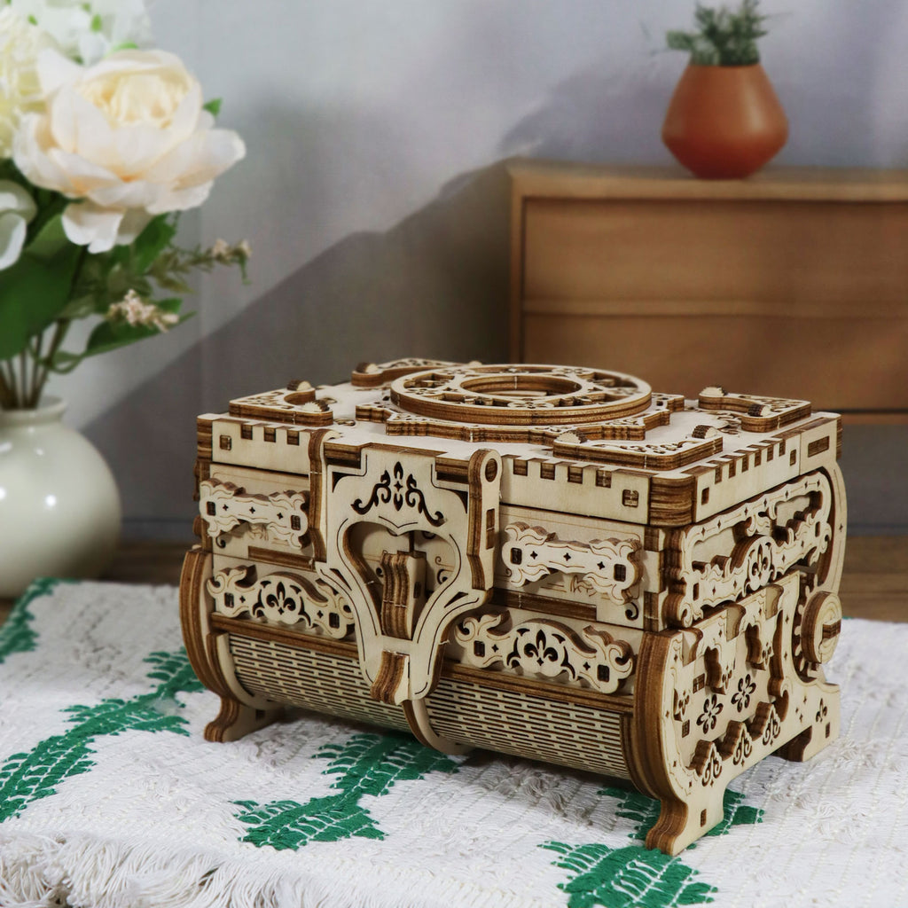 3D Holzpuzzle: Antike Schmuckbox