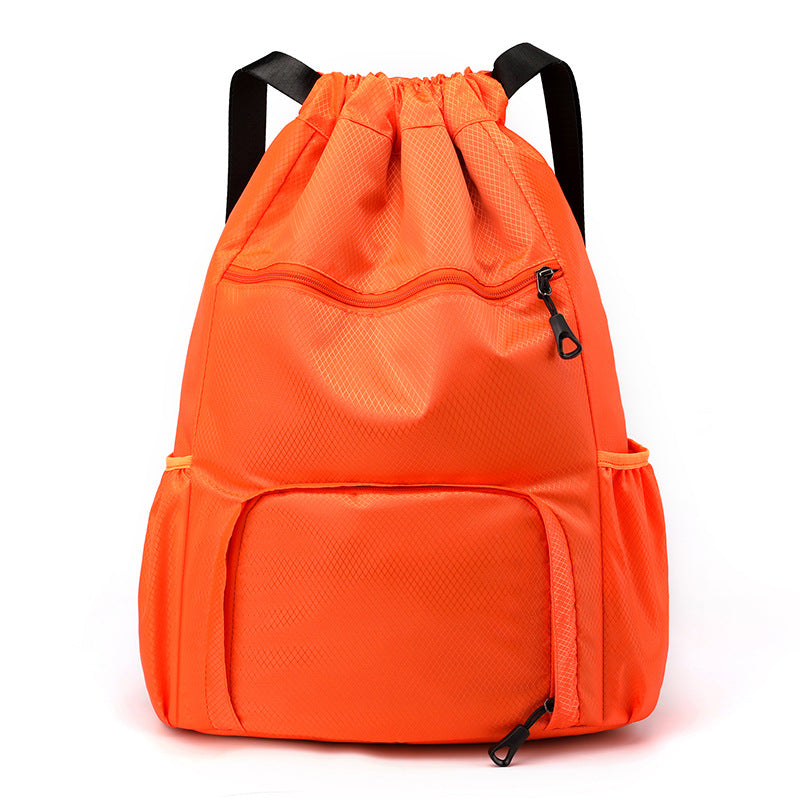 Grosser Outdoor-Rucksack mit Kordelzug