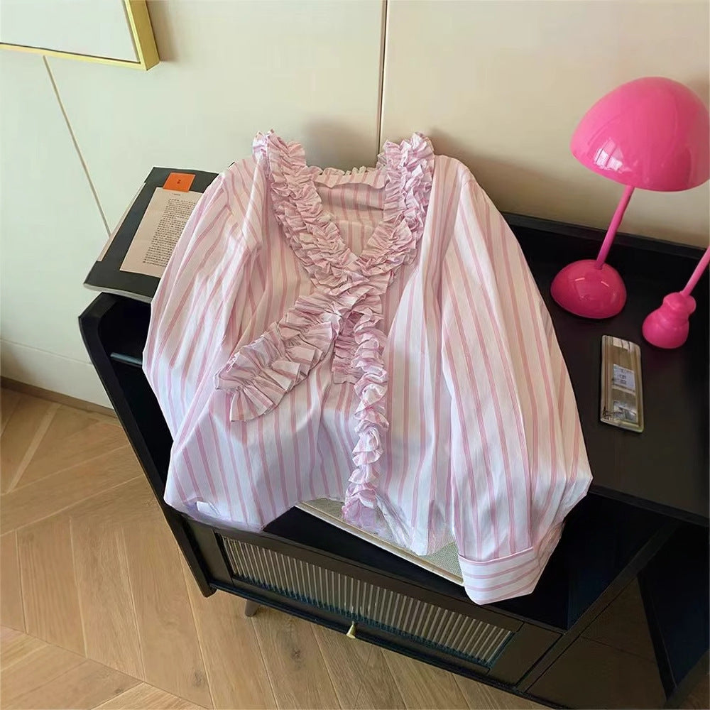 Gestreifte Bluse mit V-Ausschnitt | LuxeStyle