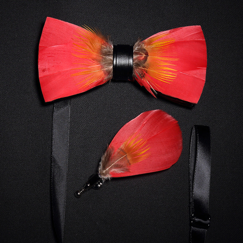 Brosche mit Feder-Fliege – Bild 5 | LuxeStyle