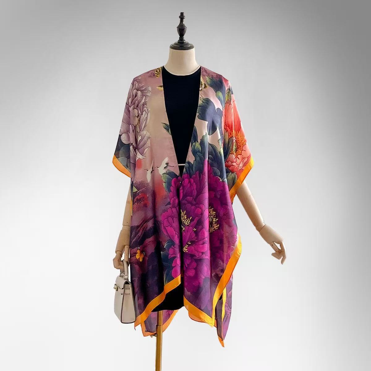 Sonnen-Schutz-Cape mit Blumendruck – Bild 4 | LuxeStyle