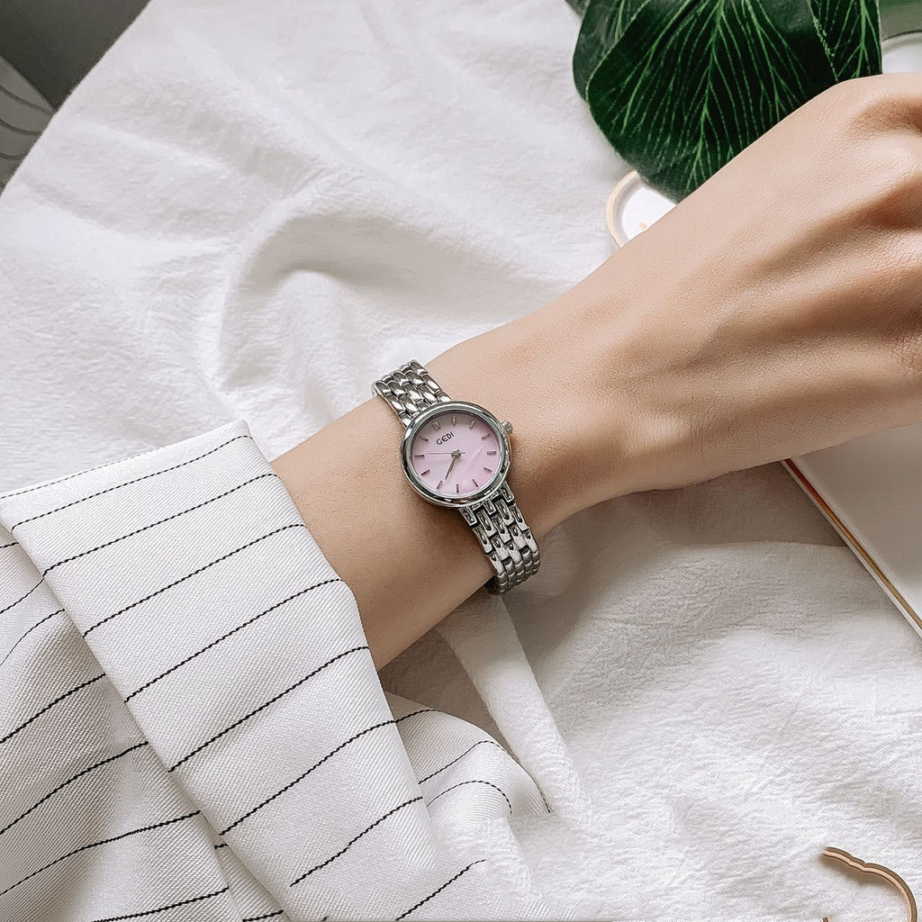 Quarzuhr mit dünnem Milanaise-Armband